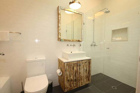 A PERFECT STAY - Cavvanbah Seaside Cottage - New South Wales Tourism  2