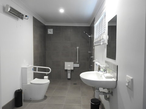 Lismore Lake Holiday Park - New South Wales Tourism  2
