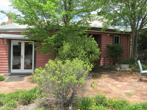 Henrys Cottage - New South Wales Tourism  6