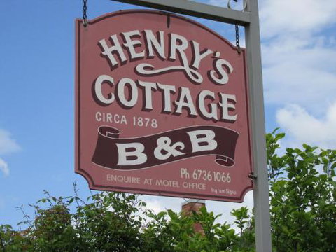 Henrys Cottage - New South Wales Tourism  2