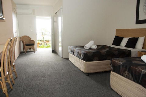 Jackaroo Motel - New South Wales Tourism  3