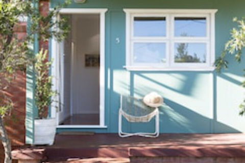 Artist Retreat - New South Wales Tourism  0