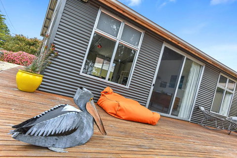 Goolwa Pelican Cottage - New South Wales Tourism  1