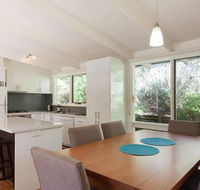 Maryrose Beautiful close walk to the beach - New South Wales Tourism 