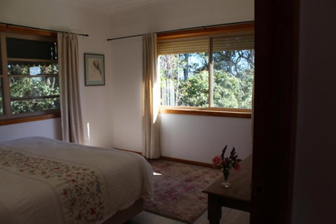 Montville House On The Hill - New South Wales Tourism  6