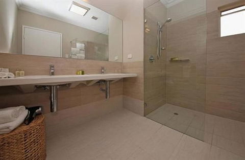 The Marina Hotel - Mindarie - New South Wales Tourism  2