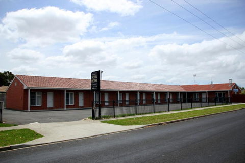 Allansford Hotel Motel - New South Wales Tourism  2