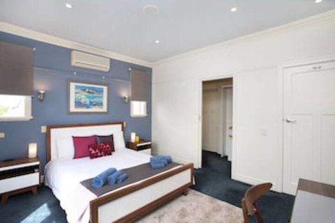 Little St Kilda - New South Wales Tourism  0