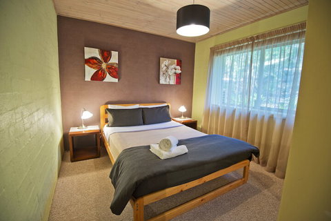 Kianinny Bush Cottages - New South Wales Tourism  4