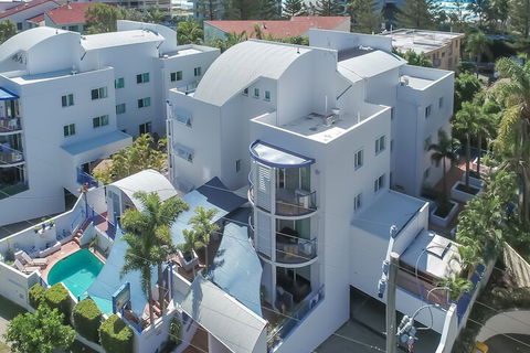 Surfers Beach Resort 2 - New South Wales Tourism  4