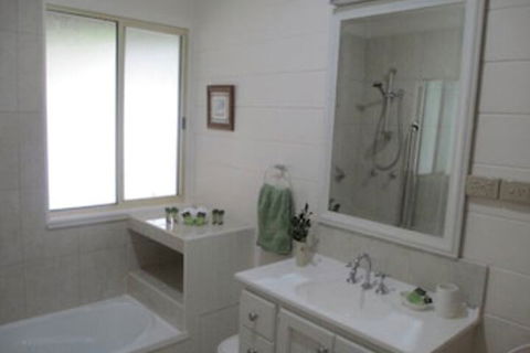 All About Me B & B - New South Wales Tourism  1