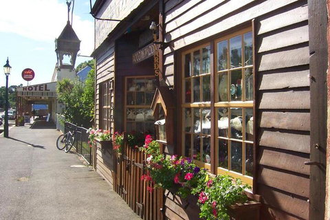 Madam Saddler On Fraser Clunes - New South Wales Tourism  5