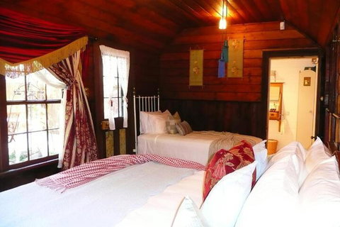 Madam Saddler On Fraser Clunes - New South Wales Tourism  3