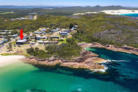 On The Beach Getaway - New South Wales Tourism  2