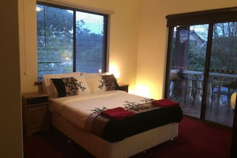 Perth Stadium Homestay - New South Wales Tourism  0