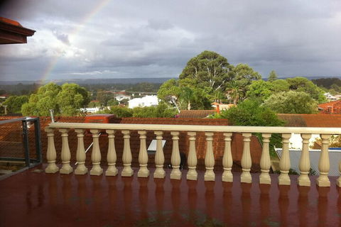 Perth Stadium Homestay - New South Wales Tourism  1