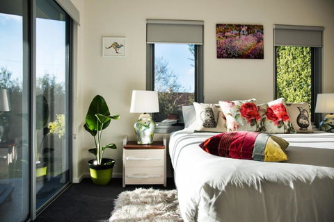 Azura - New South Wales Tourism  2
