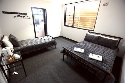 Panania Hotel - New South Wales Tourism  0