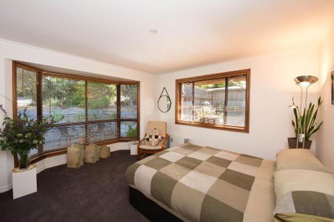 A Suite Spot In The Hills - New South Wales Tourism  1