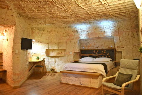 Dug Out B & B Apartments - New South Wales Tourism  4