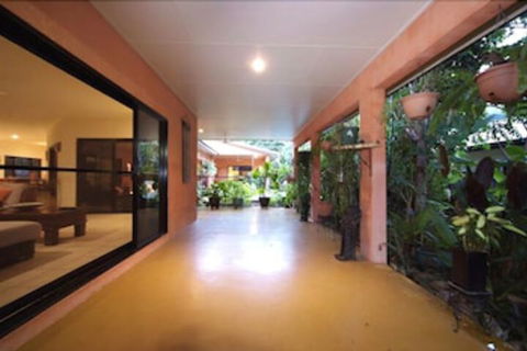 Hacienda Cooya Beach - New South Wales Tourism  2