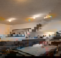 Beehive 18 - New South Wales Tourism 