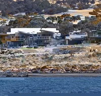 Penneshaw Oceanview Apartments - New South Wales Tourism 