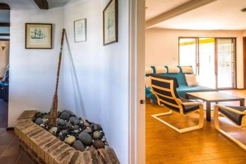 Yanchep Beach Retreat - New South Wales Tourism  0