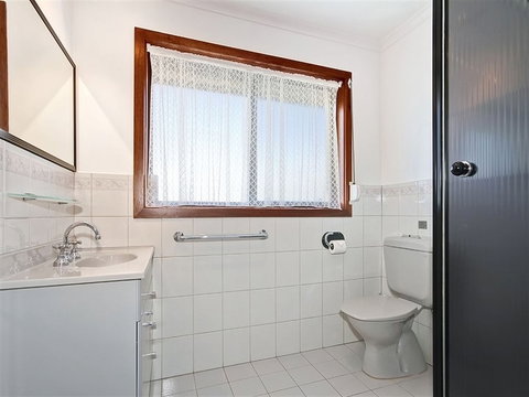 Beach House At Moana - New South Wales Tourism  2