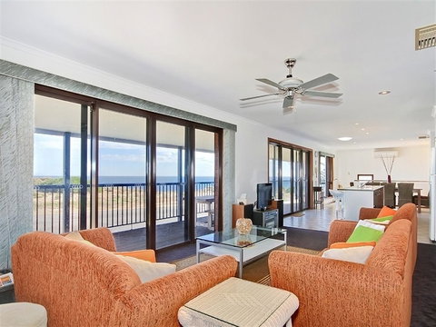 Beach House At Moana - New South Wales Tourism  5