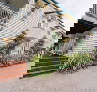 Balmoral Queenslander - New South Wales Tourism 