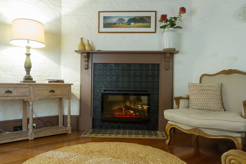 The Barracks Tocal - New South Wales Tourism  1