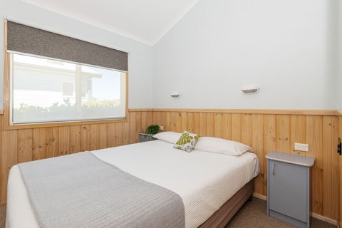 Holiday Haven Lake Tabourie - New South Wales Tourism  2