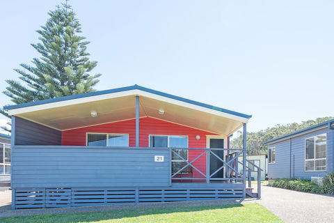 Holiday Haven Lake Tabourie - New South Wales Tourism  3