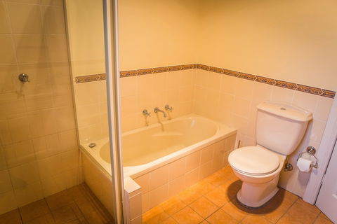 Whispering Pines Cottages - New South Wales Tourism  6