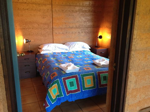 Pemberton Lake View Chalets - New South Wales Tourism  3