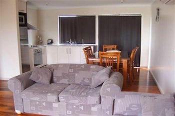 Glenaire Apartments On Frazer St - New South Wales Tourism  4