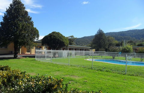 Murrurundi Motel - New South Wales Tourism  5