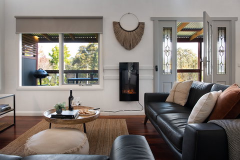 Oblique - New South Wales Tourism  6