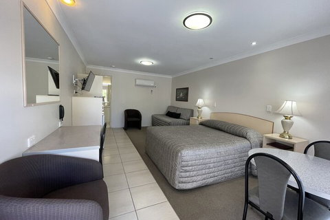 Crows Nest Motel - New South Wales Tourism  6