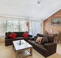 Macadamia Court 2/8 Government Road - New South Wales Tourism 