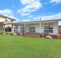 Ocean Spray Retreat - New South Wales Tourism 