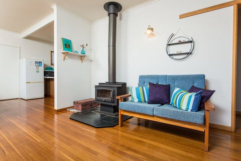 Pambula Family Beach House - New South Wales Tourism  2
