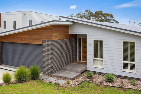 Sapphire Shores At Pambula Beach - New South Wales Tourism  1