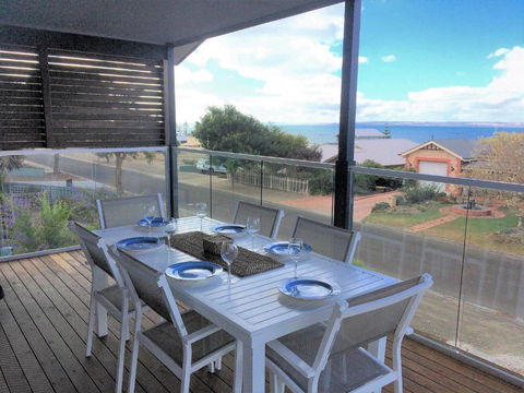 Bayview Beach House Apartment No 2 - New South Wales Tourism  5