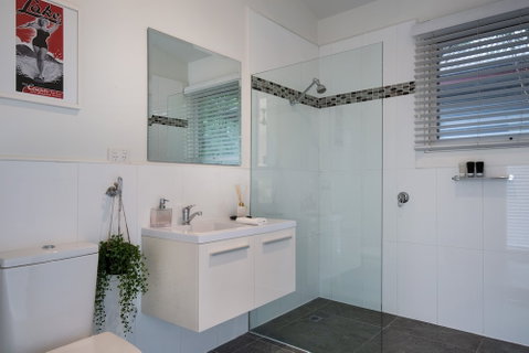 Gables Bend Spa Villa - New South Wales Tourism  2