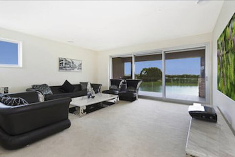 Jolong Park Clubhouse - New South Wales Tourism  6