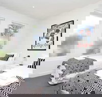 Brighton Beach Bayside Beauty - New South Wales Tourism 