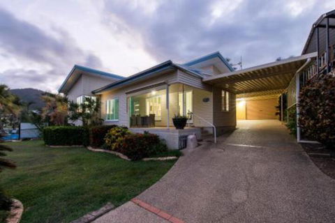 Gonetroppo Airlie Beach - New South Wales Tourism  7