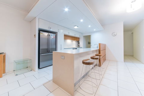 Peninsula 3 Bedroom Apartment - New South Wales Tourism  2